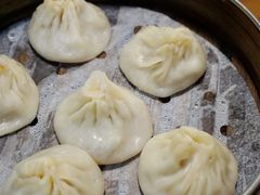 金陵小笼汤包-金原鸭血粉丝汤·汤包·脆皮烤鸭(南京博物院店)