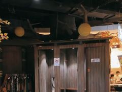 -暴风岛沉浸式体验馆(百联世纪店)
