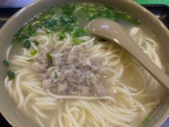 -亮亮面馆(经六路店)