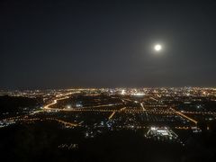 -鬼笑石后山停车场