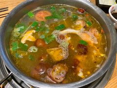 酸菜老鸭汤锅-守柴炉烤鸭(中海国际店)