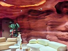 -幸栖洞穴设计酒店(成都春熙路店)