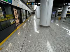 -蓝天路(地铁站)