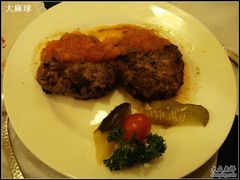 露西亚肉饼-露西亚咖啡西餐厅(哈尔滨俄侨纪念馆店)