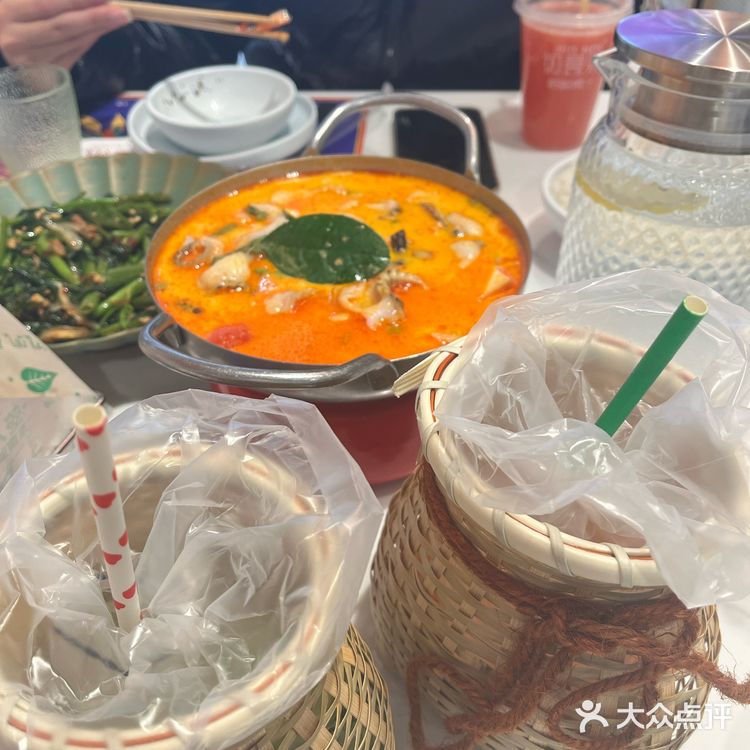 我给李雪琴当上海人脉丨箜八泰 东南亚料理