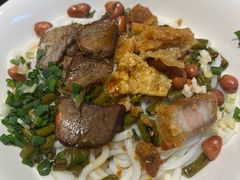 -牛八宝桂林米粉(八里庄店)