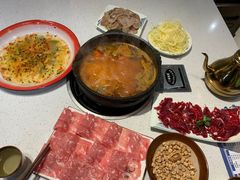 -贵府酸汤牛肉火锅·贵州老字号(飞山街店)