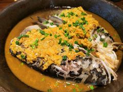 -阿瓦山寨·湘菜现炒·剁椒鱼头王(咸阳总店)