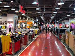 -法雅体育工厂店(皂君庙路店)