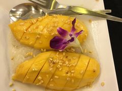 Mango&nbsp;with&nbsp;sticky&nbsp;rice-J Daeng Seafood