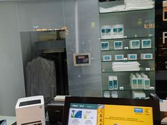 -福奈特洗衣洗鞋(博山路旭辉店)