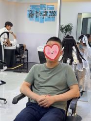 -V7 HAIR SALON