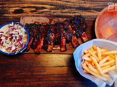 -Ribs & Burgers The Rocks