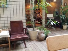 露天位-懒鱼时光馆(沙坪坝店)
