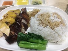 烧鹅切鸡饭-齿留香