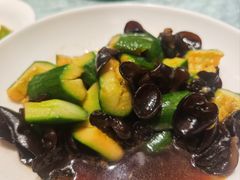 -谭厨中山传家菜.乳鸽.脆鲩鱼(华强北中航城店)