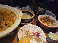 -魏铭鱼头捞饭(晋阳路店)