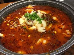 -渝是乎川渝小炒(新世界百货望京店)