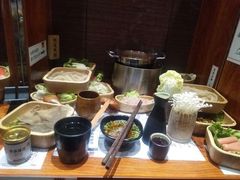 -独食火锅·半米屋台(直营总店)