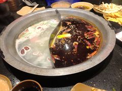 -宽板凳老灶火锅(南礼士路店)
