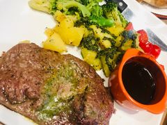 -必胜客(新中纬店)