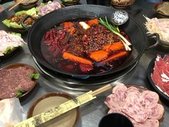 -扎起市井老火锅(乐山总店)