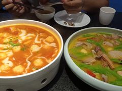 -万重锦·人文川菜馆(骡马市店)