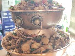 -炉小二铜锅牛蛙•川湘菜(三里屯店)