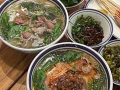 -云阿蛮云南生烫牛肉米线(奉贤路店)