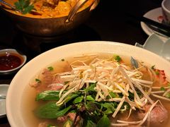 -大头虾越式风味餐厅(光明广场店)