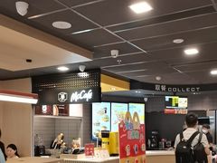 -麦当劳(世界城广场店)