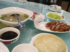 -六和聚传统烤鸭.天津菜(和平店)