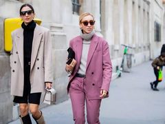 -优衣库(银川新华百货CCMall店)