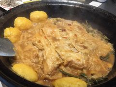 -屯老二农家铁锅炖·行业领军者(梅江店)