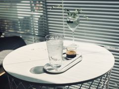 靠窗位-边渡咖啡烘焙店(昙华林店)