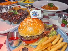 -鲨鱼美式餐厅酒吧Sharky