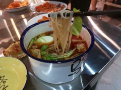 -马路牙子烧烤音乐酒馆(望京店)