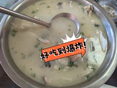 -雪湖煜辰鱼头老店(雪野湖店)