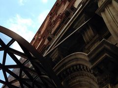 仰望-上海和平饭店 Fairmont Peace Hotel