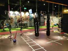 -VLines耀能运动24小时·月付制健身(京广桥店)