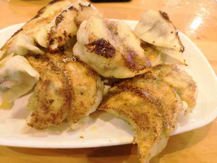 横四锅贴(夜郎街店)-"国庆节跑了一趟桐梓,专门开车过去玩,在网.