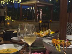-三亚艾迪逊酒店·海滩烧烤 BARBACOA·现场乐队·浪漫晚餐·烧烤海鲜
