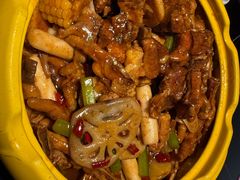 -多嘴超级肉蟹煲(杉杉国潮主题店)