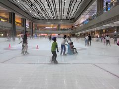 -冰堡国际溜冰场(观澜湖新城MHMALL店)