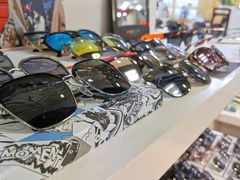 -三叶眼镜城(八佰伴店)