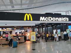 -麦当劳(深圳北站高铁店)