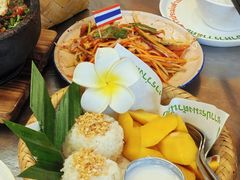 -小小集渔·泰式大排档(太古里香槟店)