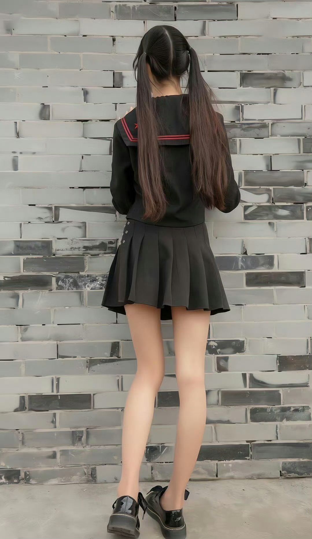 百褶裙的百变时尚