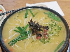 -双桥园·云南过桥米线(古城南门店)
