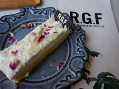 -RGF(巨鹿路店)